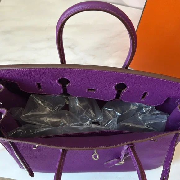 Hermès Birkin 35 handbag in Anemone Epsom! - Picture 14 of 17